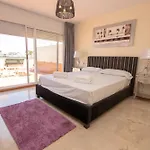 Spacious Penthouse Guadalmina, San Pedro Lägenhet *