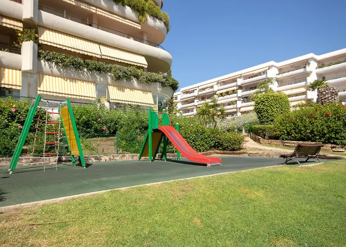 Spacious Penthouse Guadalmina, San Pedro Apartment *