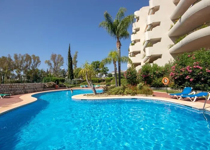 Spacious Penthouse Guadalmina, San Pedro